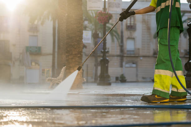 Best Commercial Building Pressure Washing  in Coburg, OR